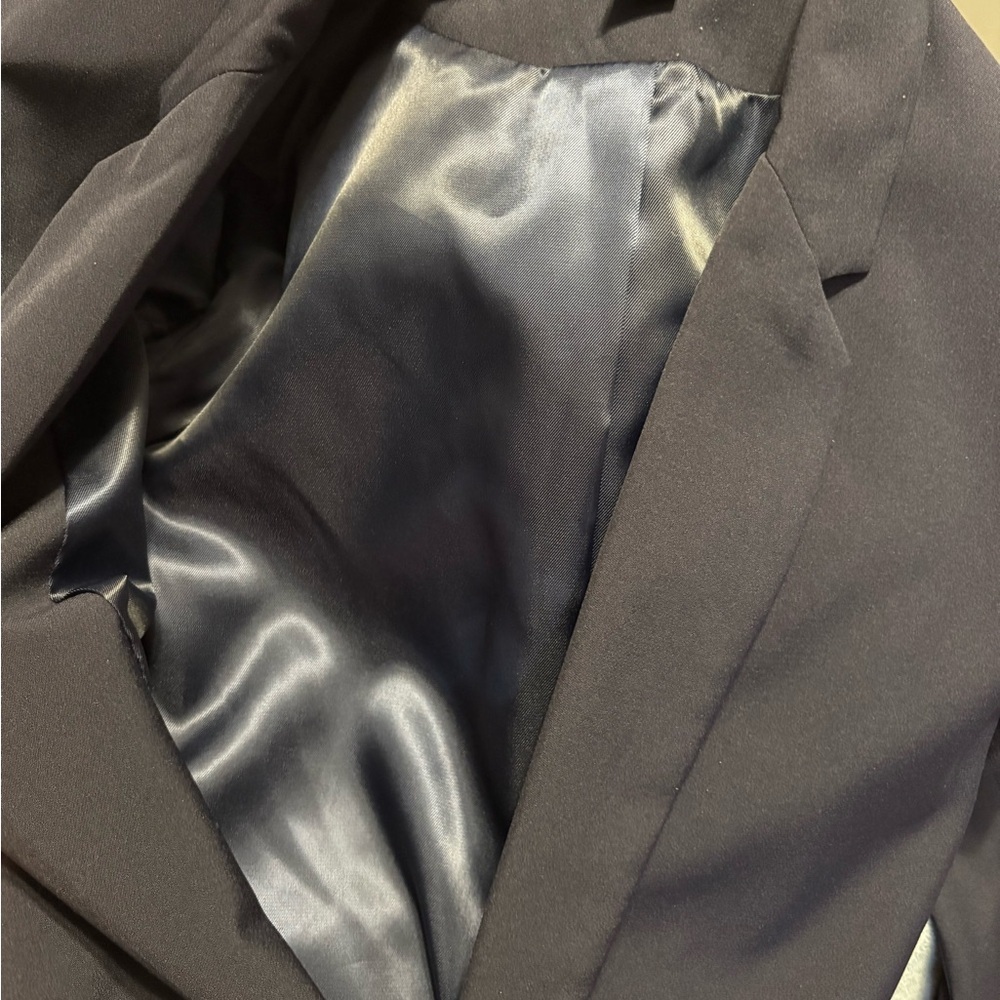 Woman’s Navy Blazer - Picture 5 of 5